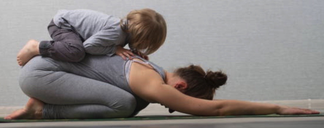 Babybelly Yoga: Move & Relax